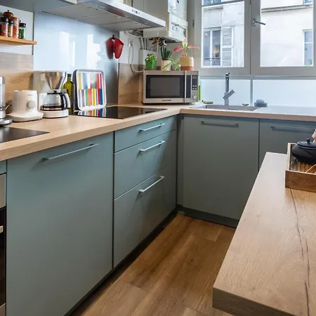 Daire Chic Bohemian 1bd Batignolles Paris